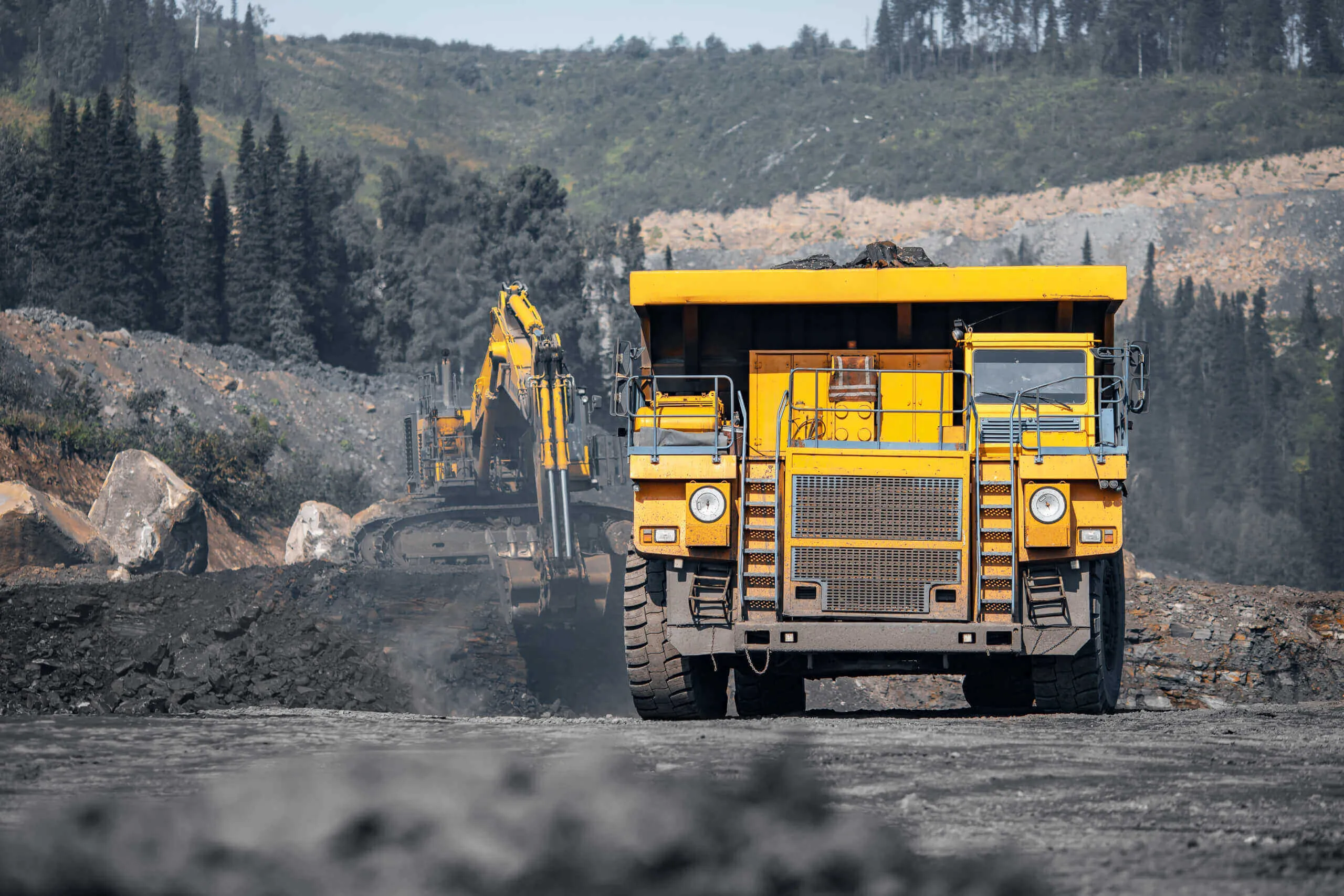 Outsourcing mining equipment. Use cases 